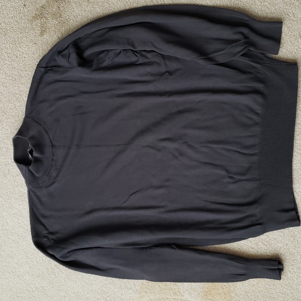 Men's Lord & Taylor Dark Grey Long Sleeve Sweater.